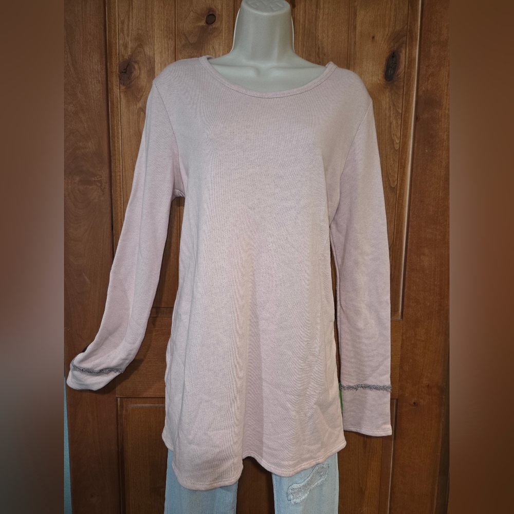 Women's Soft Long Sleeve Scoop Neck Sweatshirt- Light‎ Pink